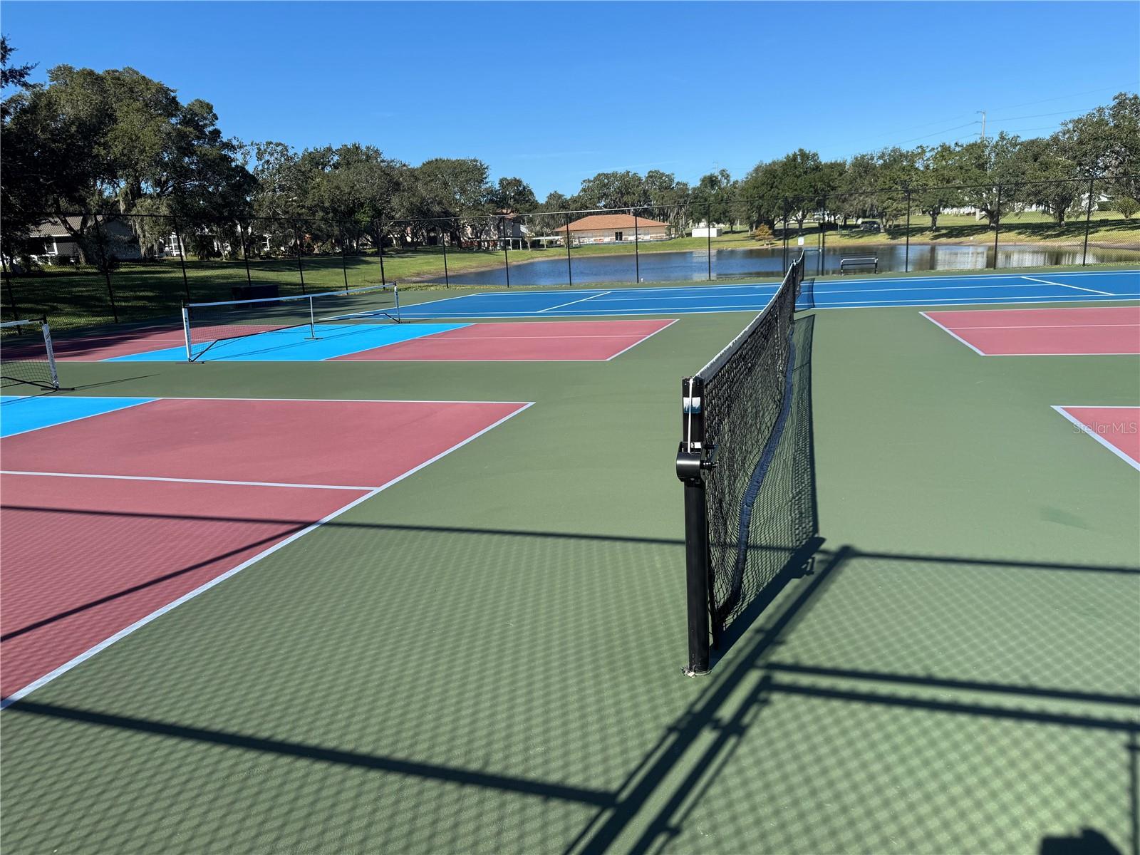 10 BRIGADOON CIR, LEESBURG, FL, 34788