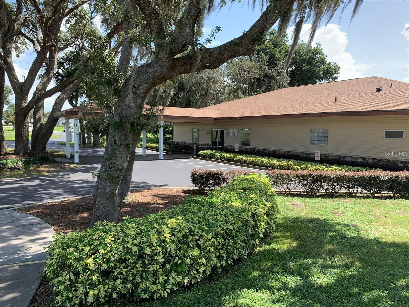 10 BRIGADOON CIR, LEESBURG, FL, 34788