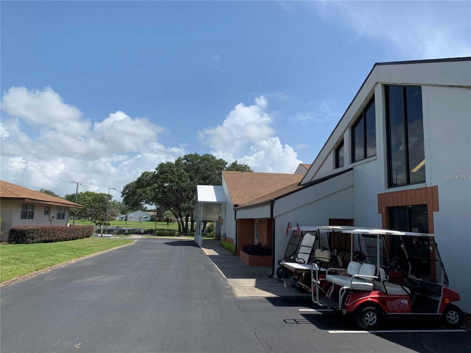 10 BRIGADOON CIR, LEESBURG, FL, 34788