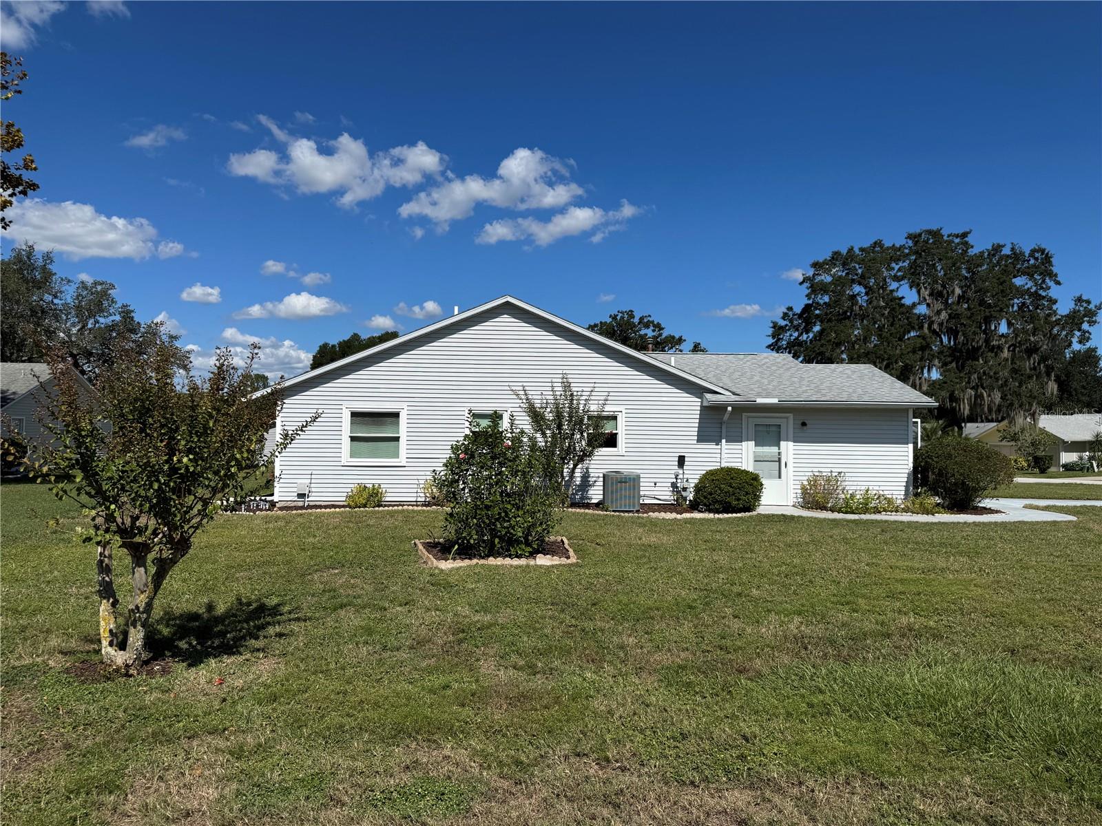 10 BRIGADOON CIR, LEESBURG, FL, 34788