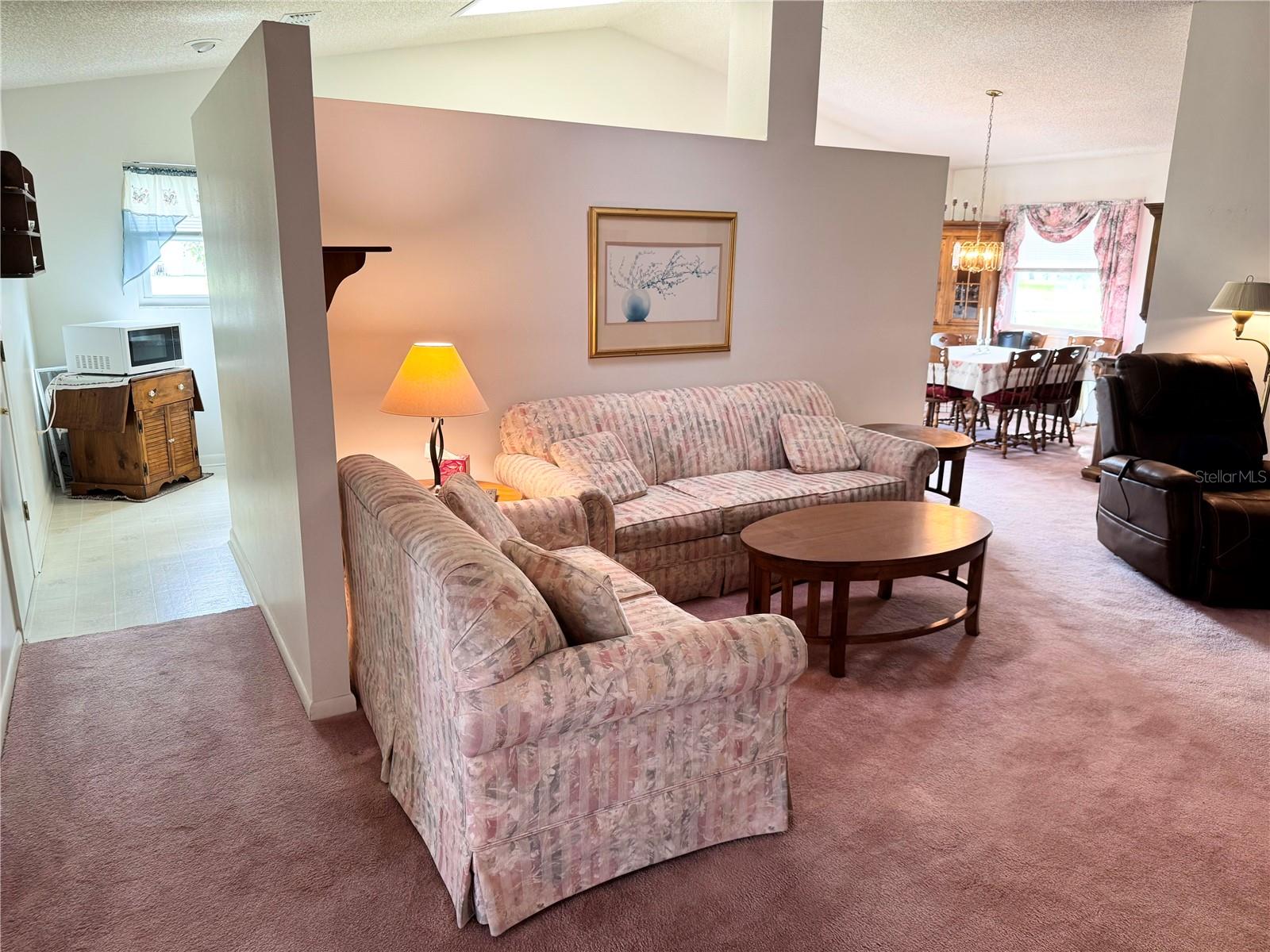 10 BRIGADOON CIR, LEESBURG, FL, 34788