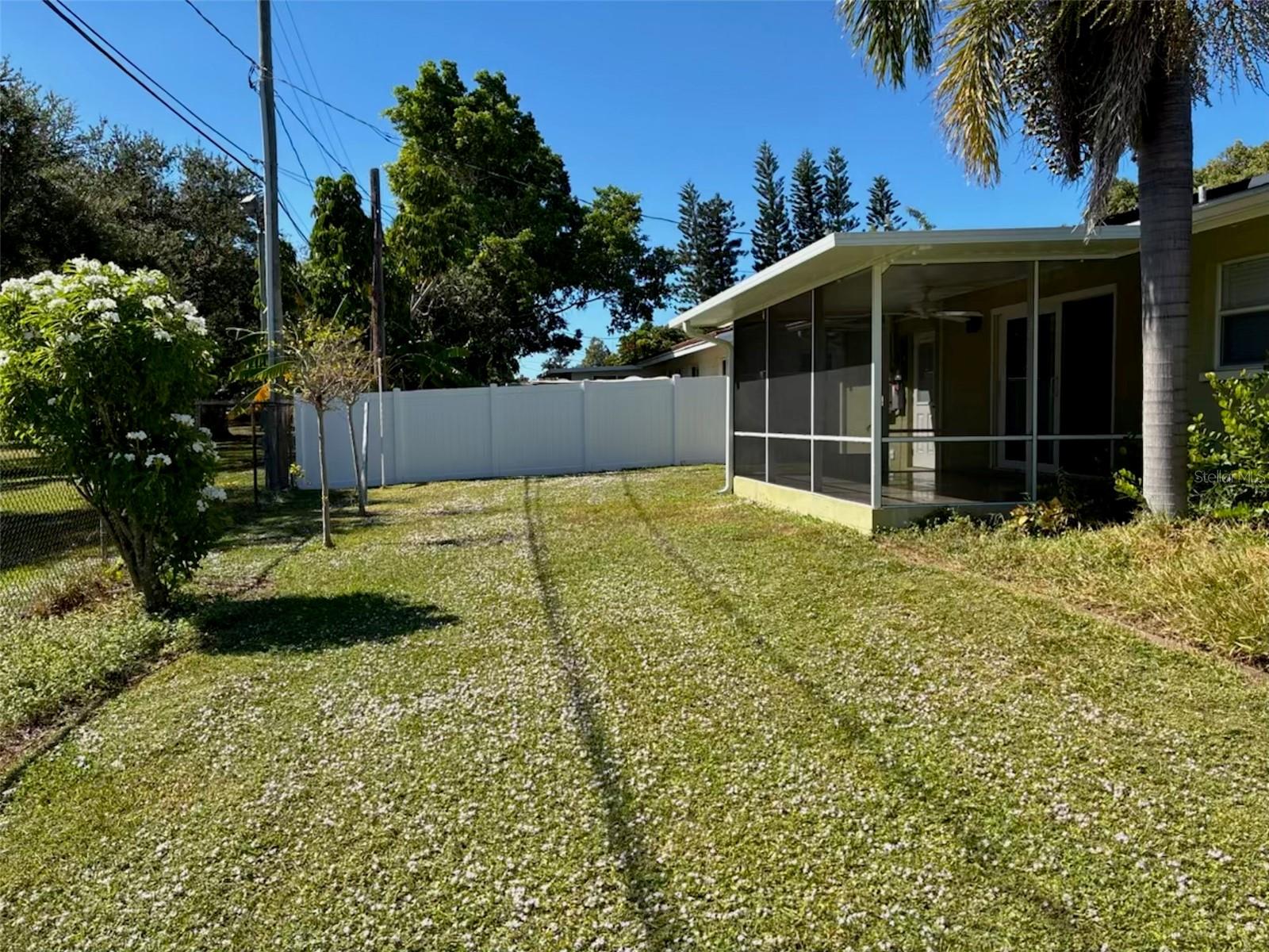 11600 75TH AVE, SEMINOLE, FL, 33772