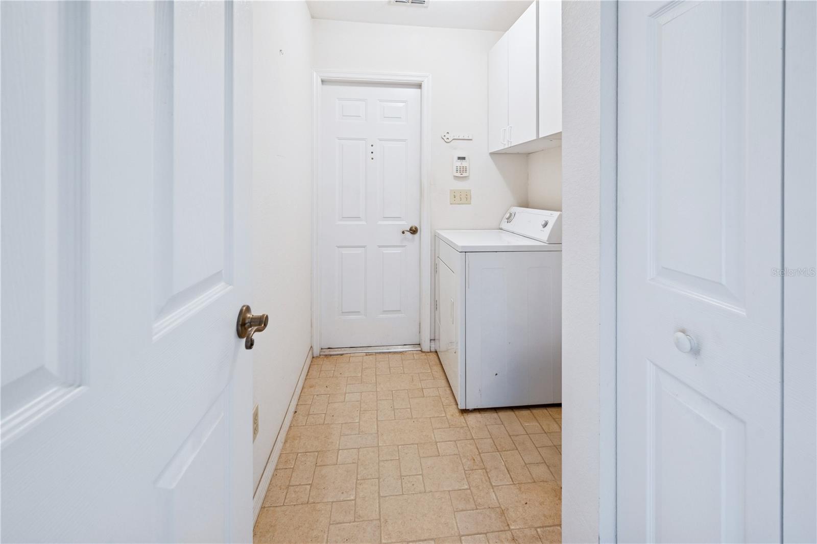 899 NE 10TH CIR, WILLISTON, FL, 32696