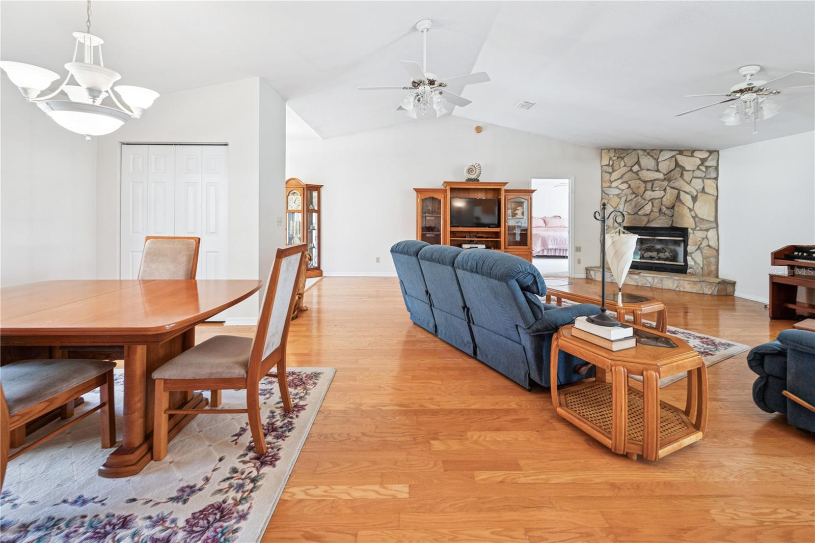 899 NE 10TH CIR, WILLISTON, FL, 32696