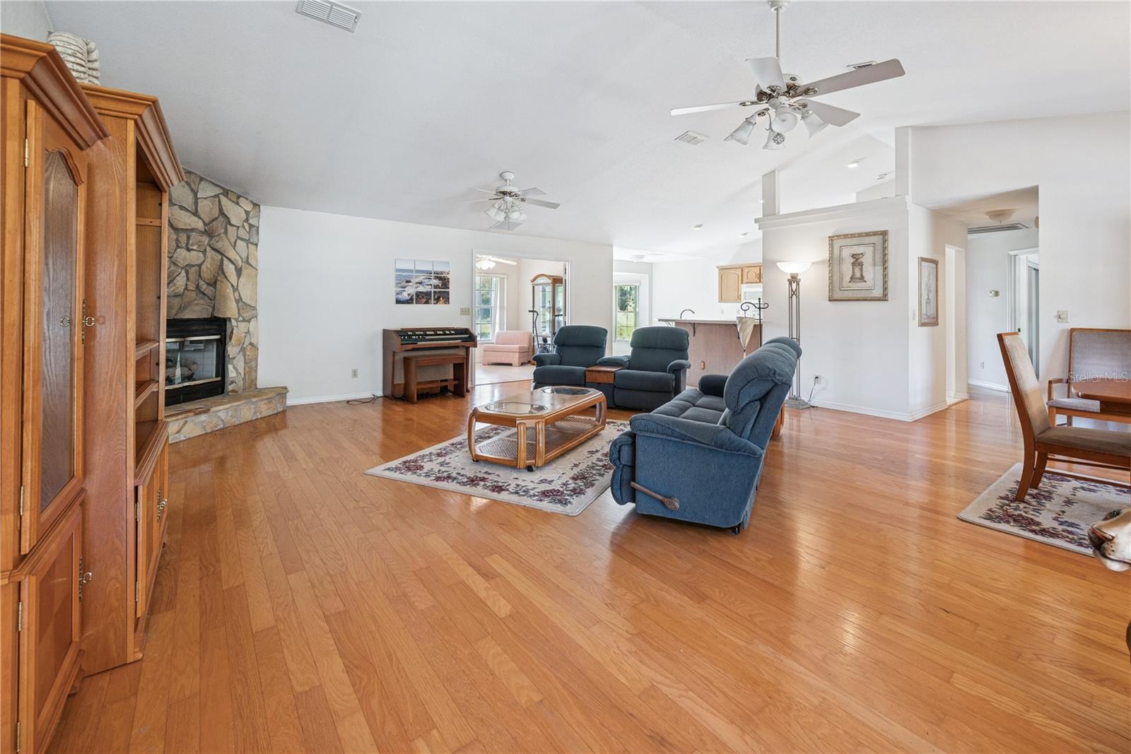 899 NE 10TH CIR, WILLISTON, FL, 32696