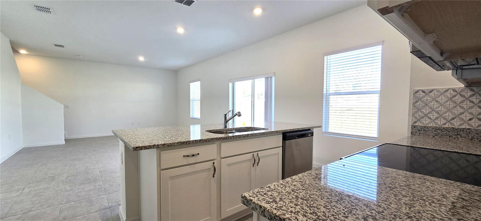 2803 POPPY AVE, HAINES CITY, FL, 33844