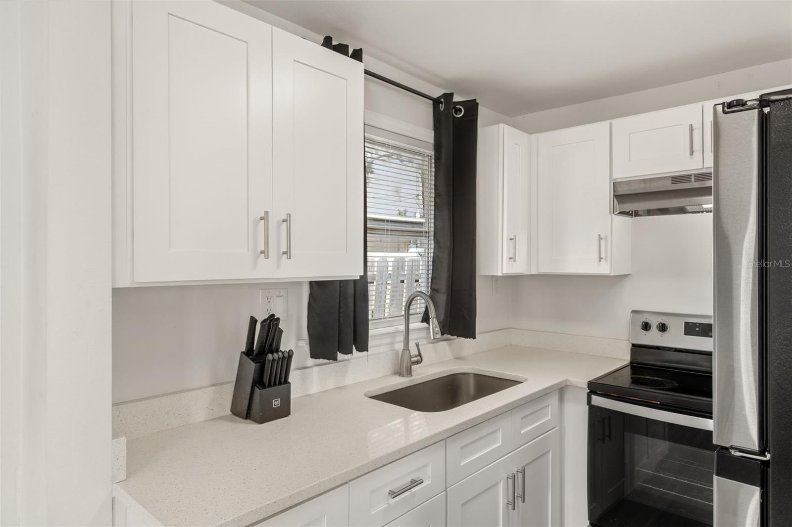 7125 COLFAX DR, PORT RICHEY, FL, 34668