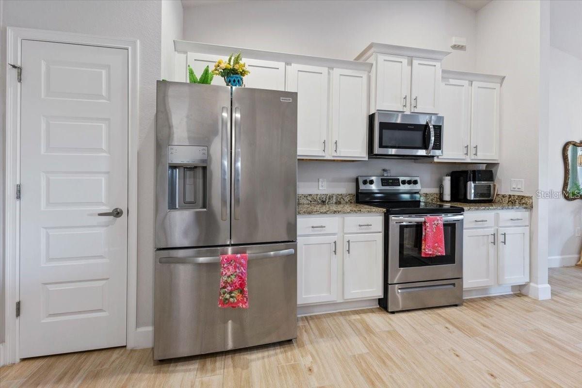 15251 APPLETON BLVD, PORT CHARLOTTE, FL, 33981