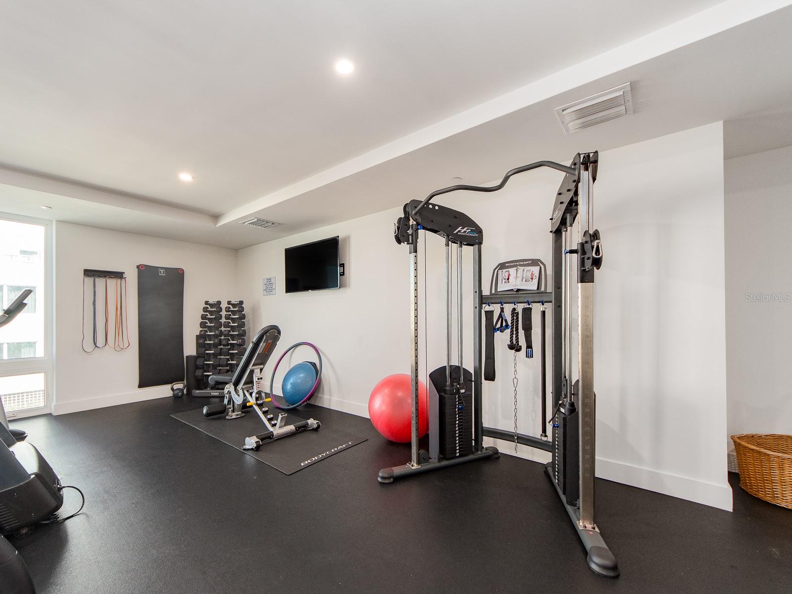 15 AVALON ST #402, CLEARWATER BEACH, FL, 33767