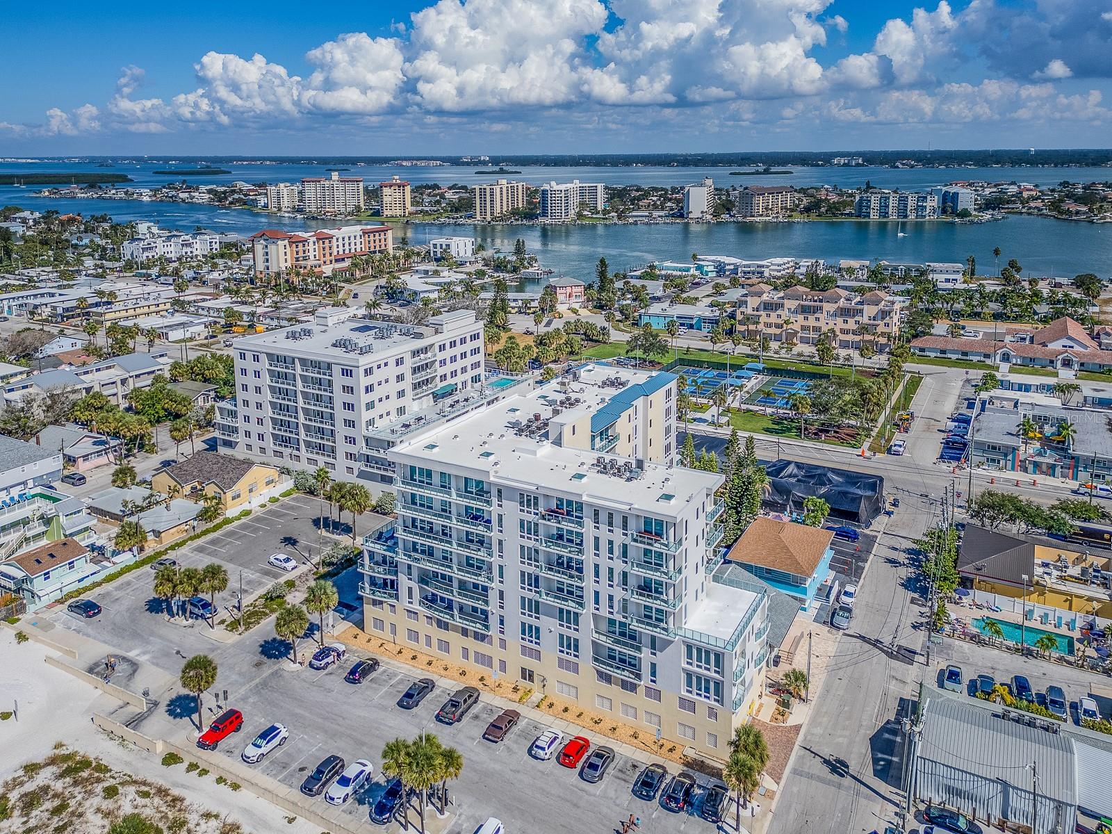 15 AVALON ST #402, CLEARWATER BEACH, FL, 33767