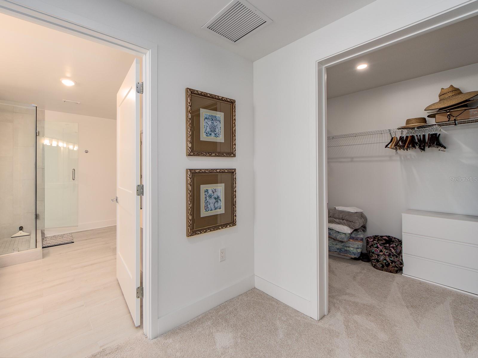 15 AVALON ST #402, CLEARWATER BEACH, FL, 33767