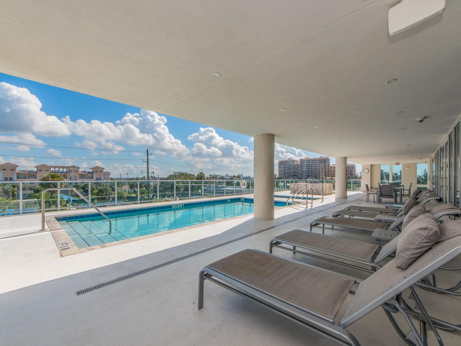 15 AVALON ST #402, CLEARWATER BEACH, FL, 33767