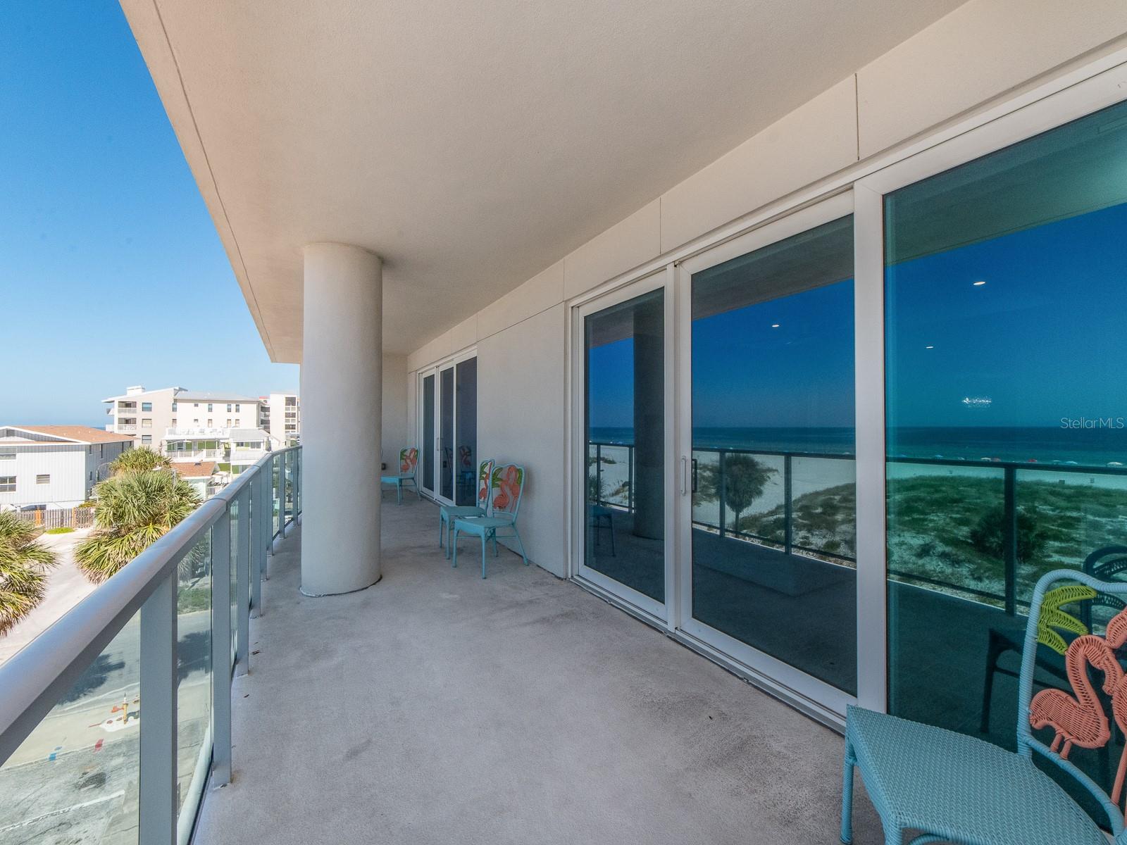 15 AVALON ST #402, CLEARWATER BEACH, FL, 33767