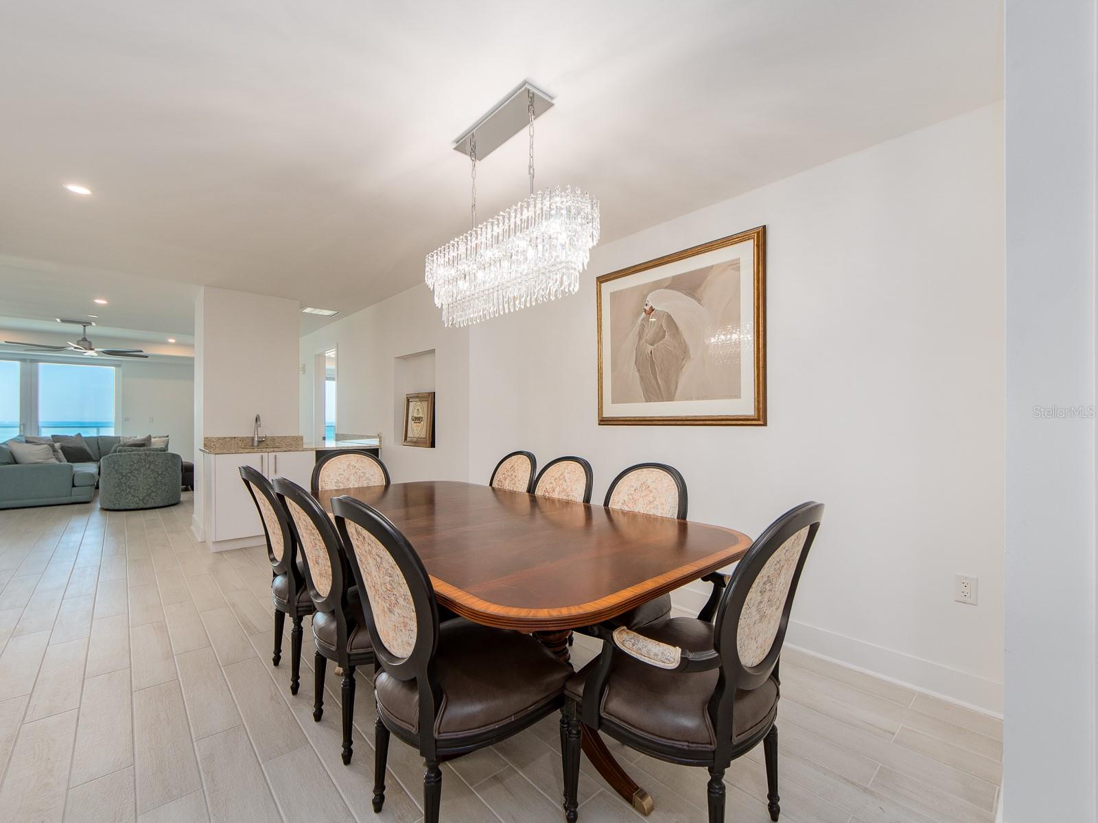 15 AVALON ST #402, CLEARWATER BEACH, FL, 33767