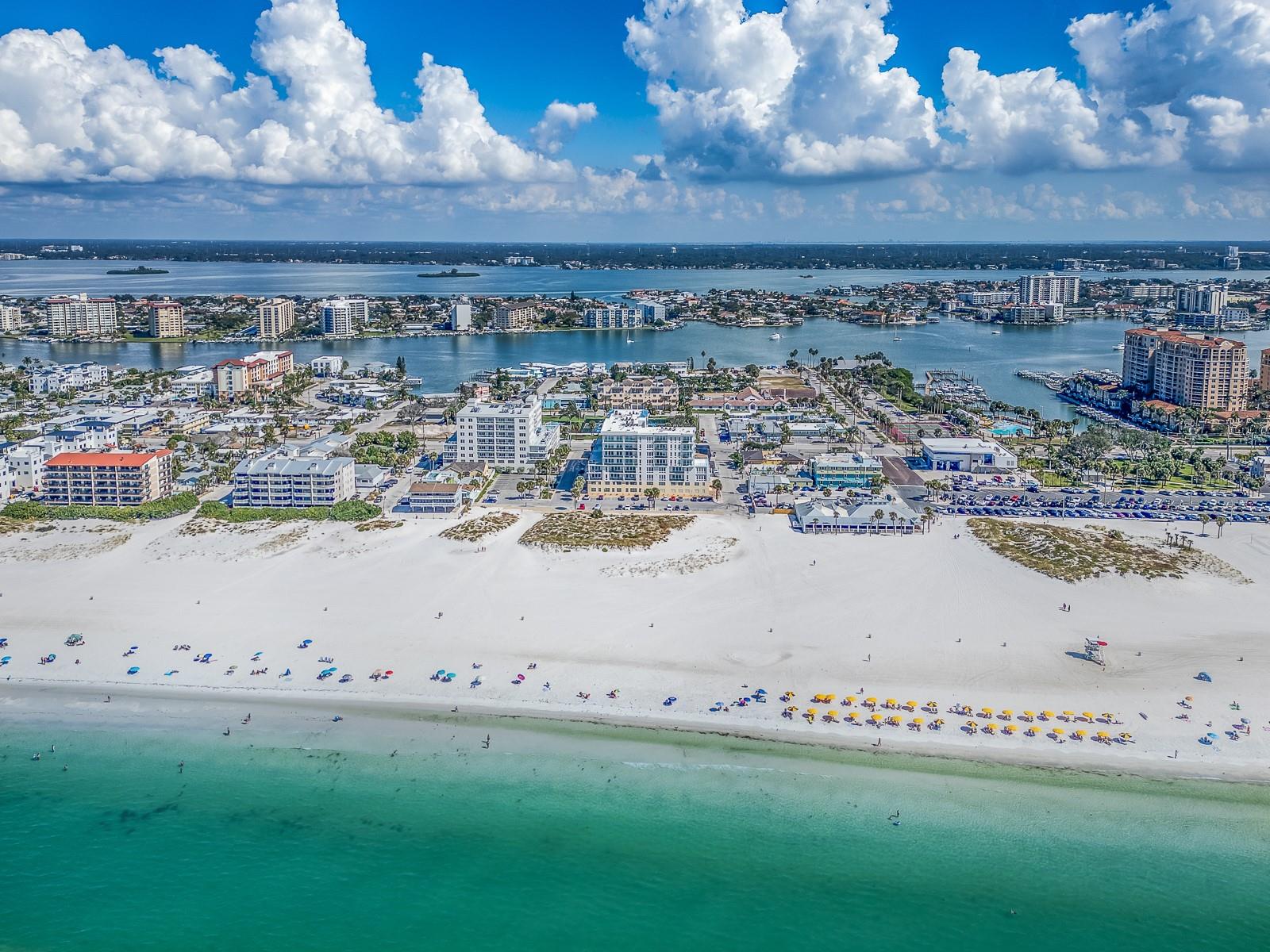 15 AVALON ST #402, CLEARWATER BEACH, FL, 33767