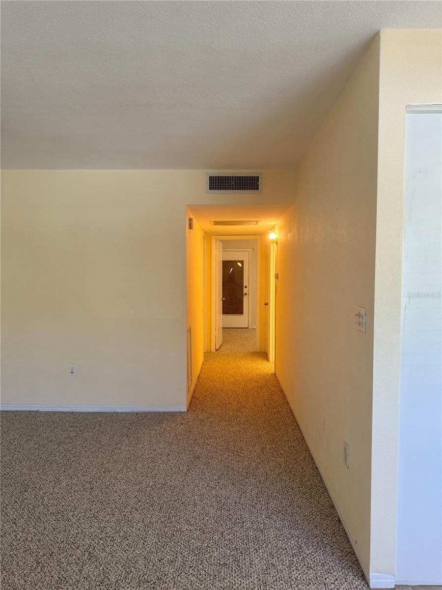 11201 80TH AVE #101, SEMINOLE, FL, 33772