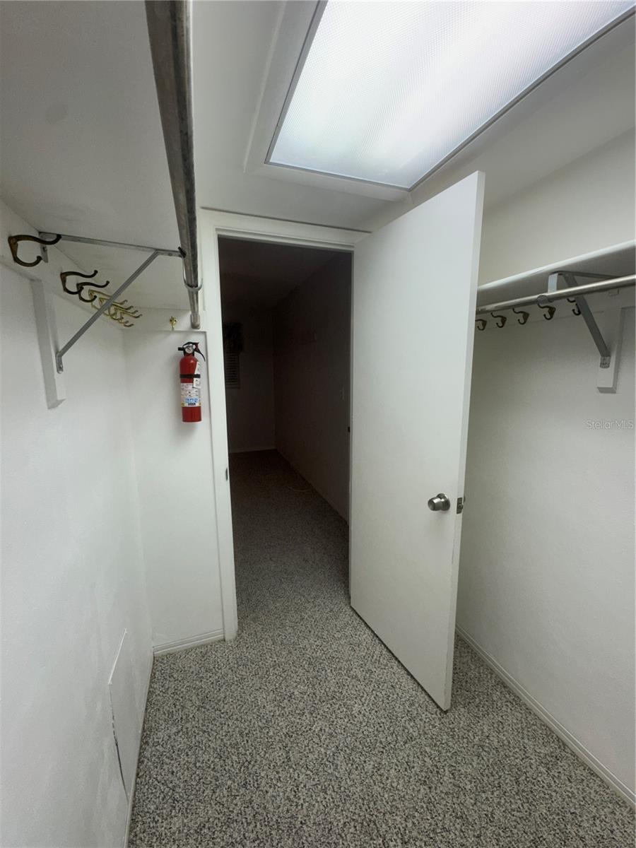 11201 80TH AVE #101, SEMINOLE, FL, 33772