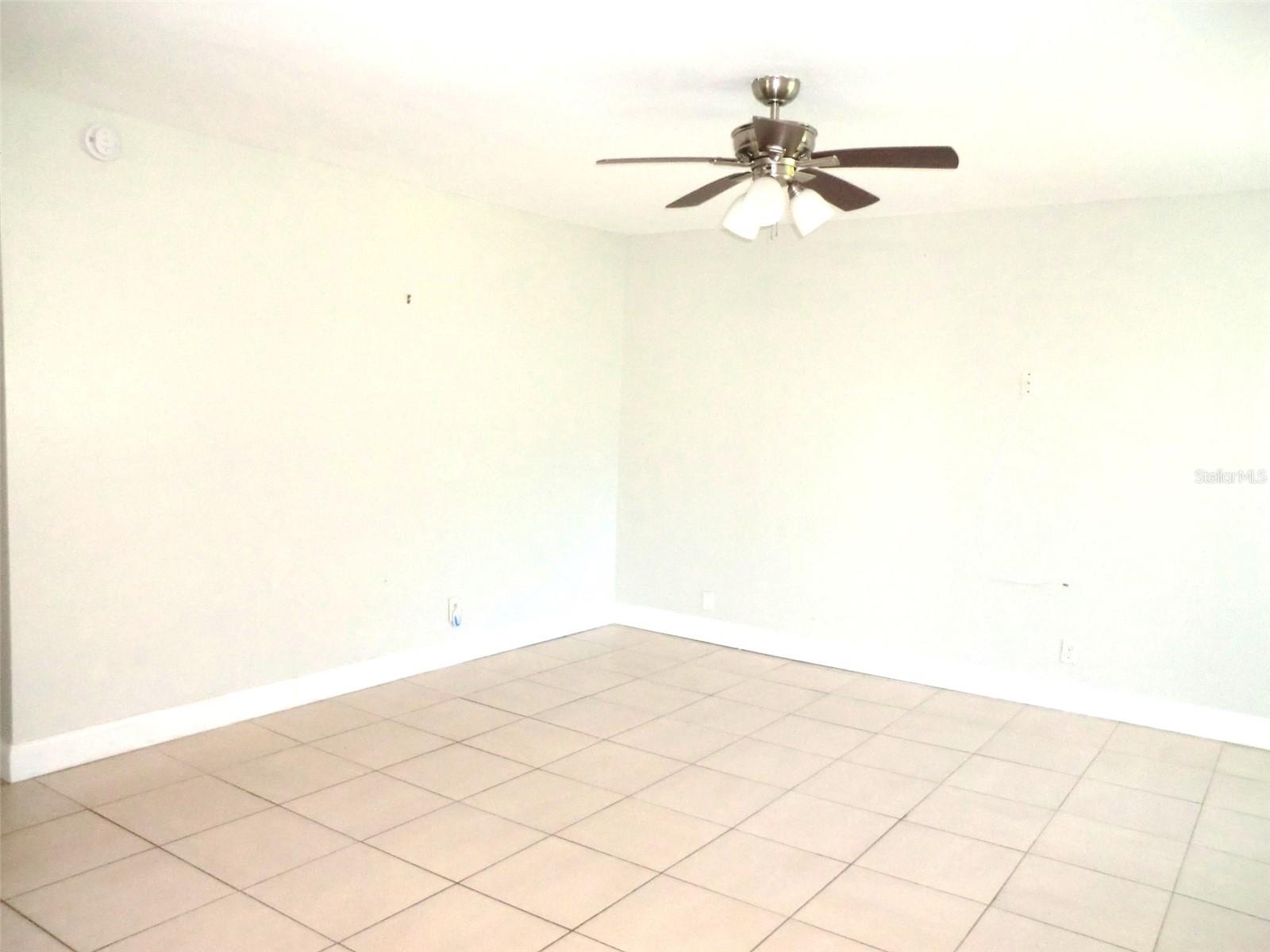 102 CAMBRIDGE TRL #229, SUN CITY CENTER, FL, 33573