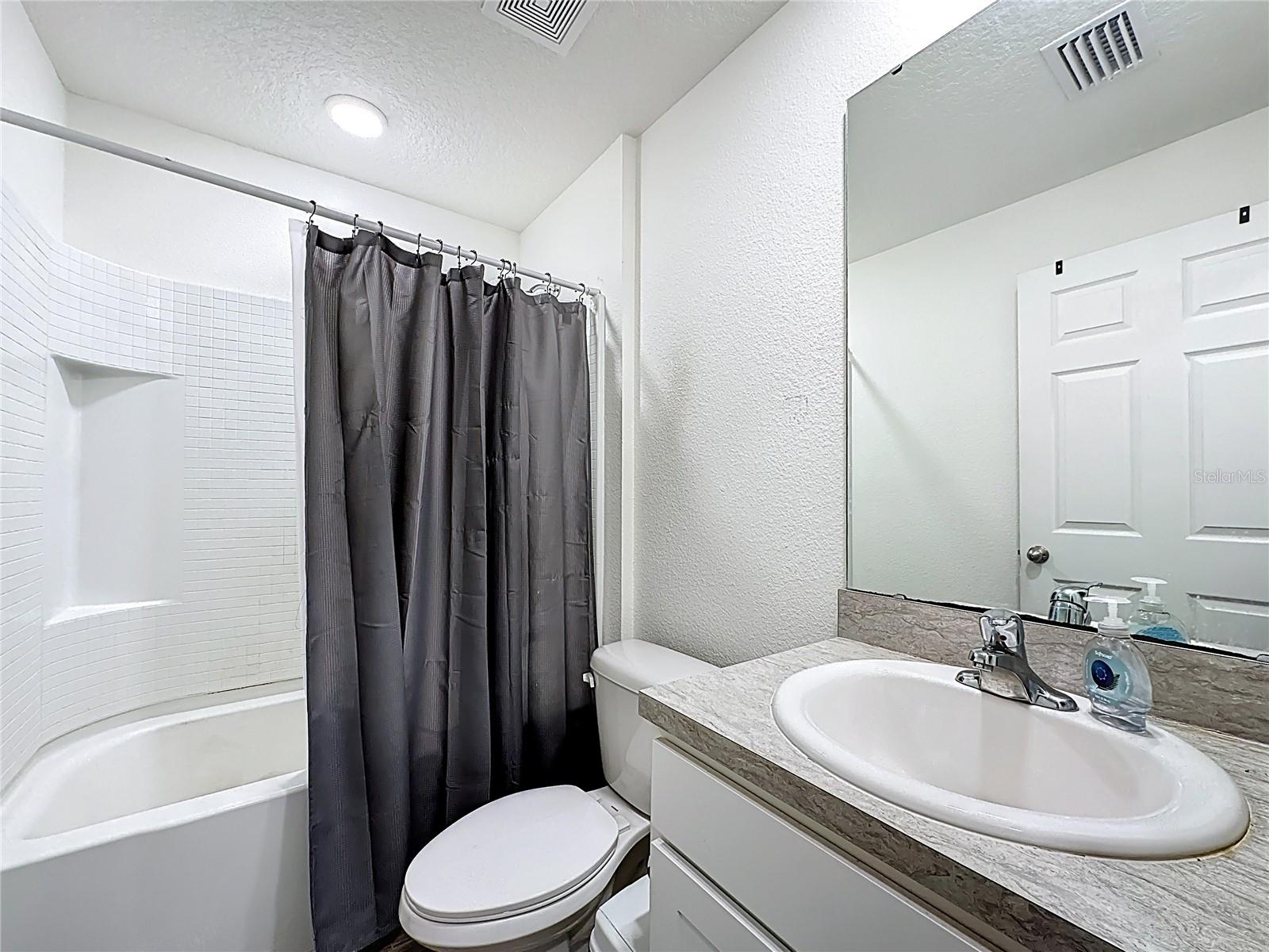 20 ROXLAND LN, PALM COAST, FL, 32164