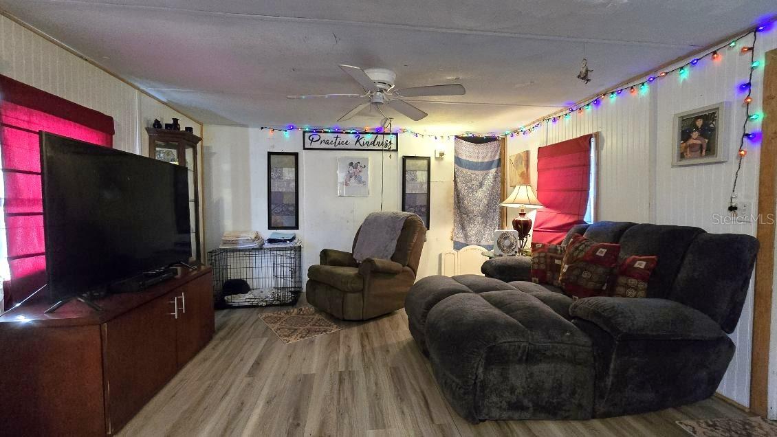 OM712264 Property Photo