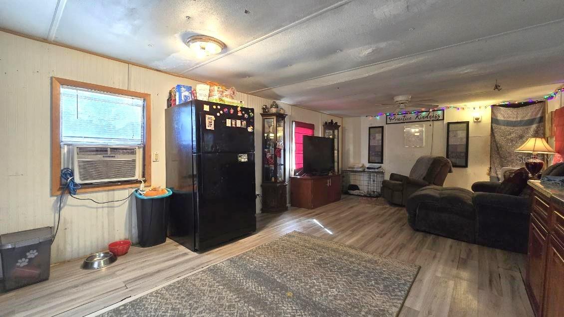 OM712264 Property Photo