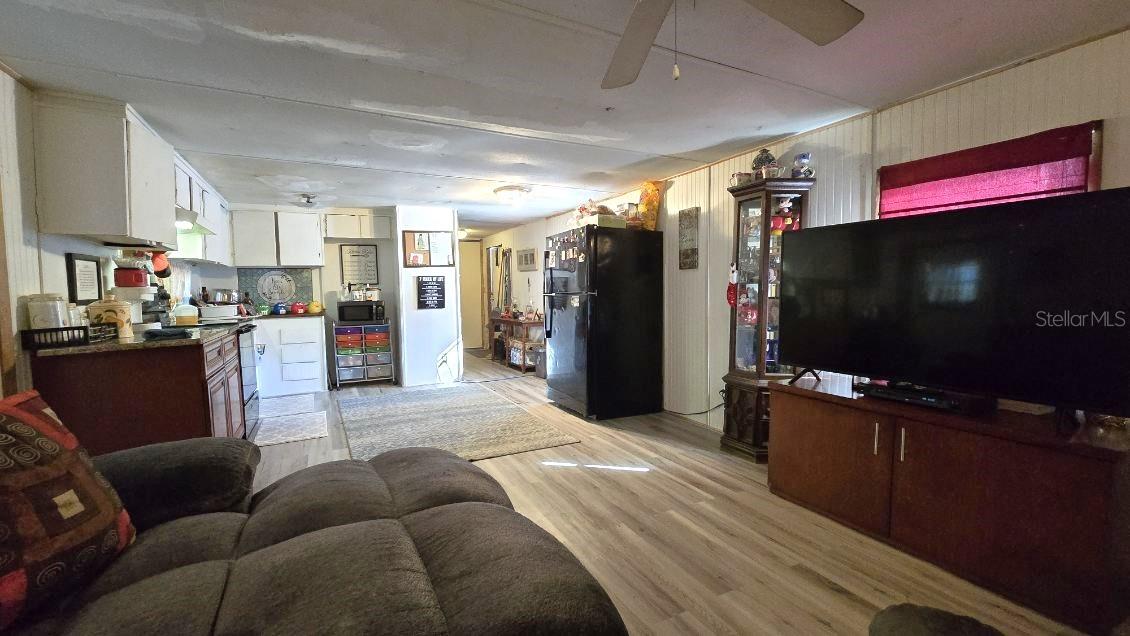 OM712264 Property Photo