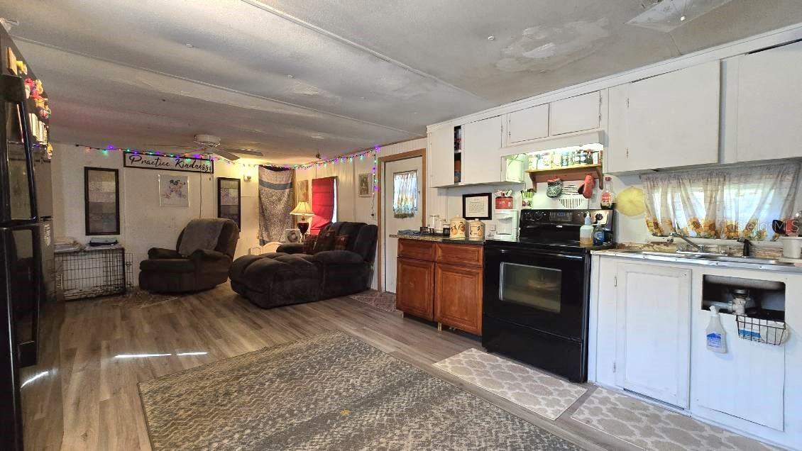 OM712264 Property Photo