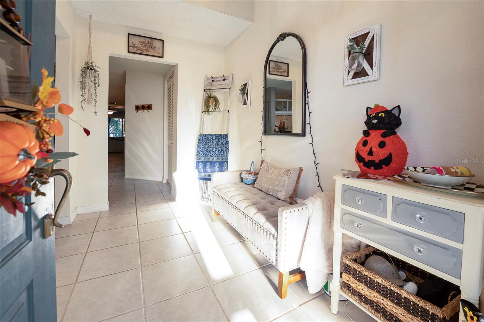 Large Foyer - Entrance to home