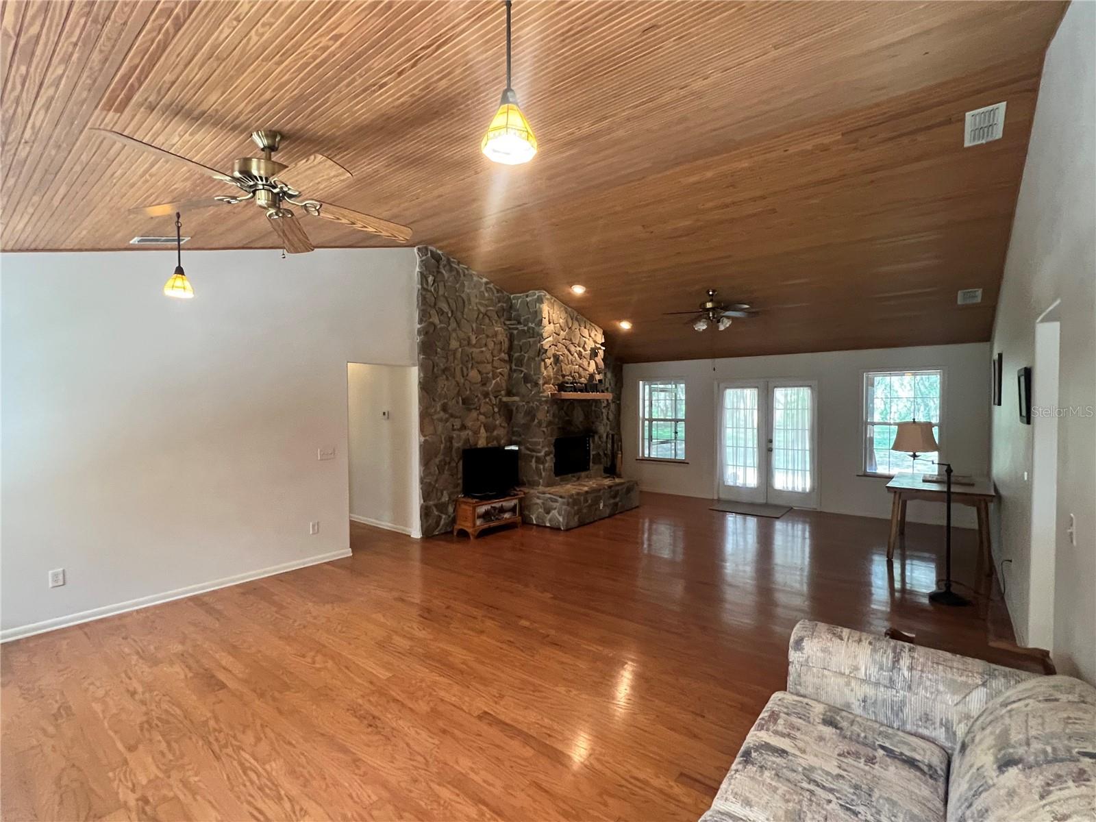 14609 SE 155TH ST, WEIRSDALE, FL, 32195