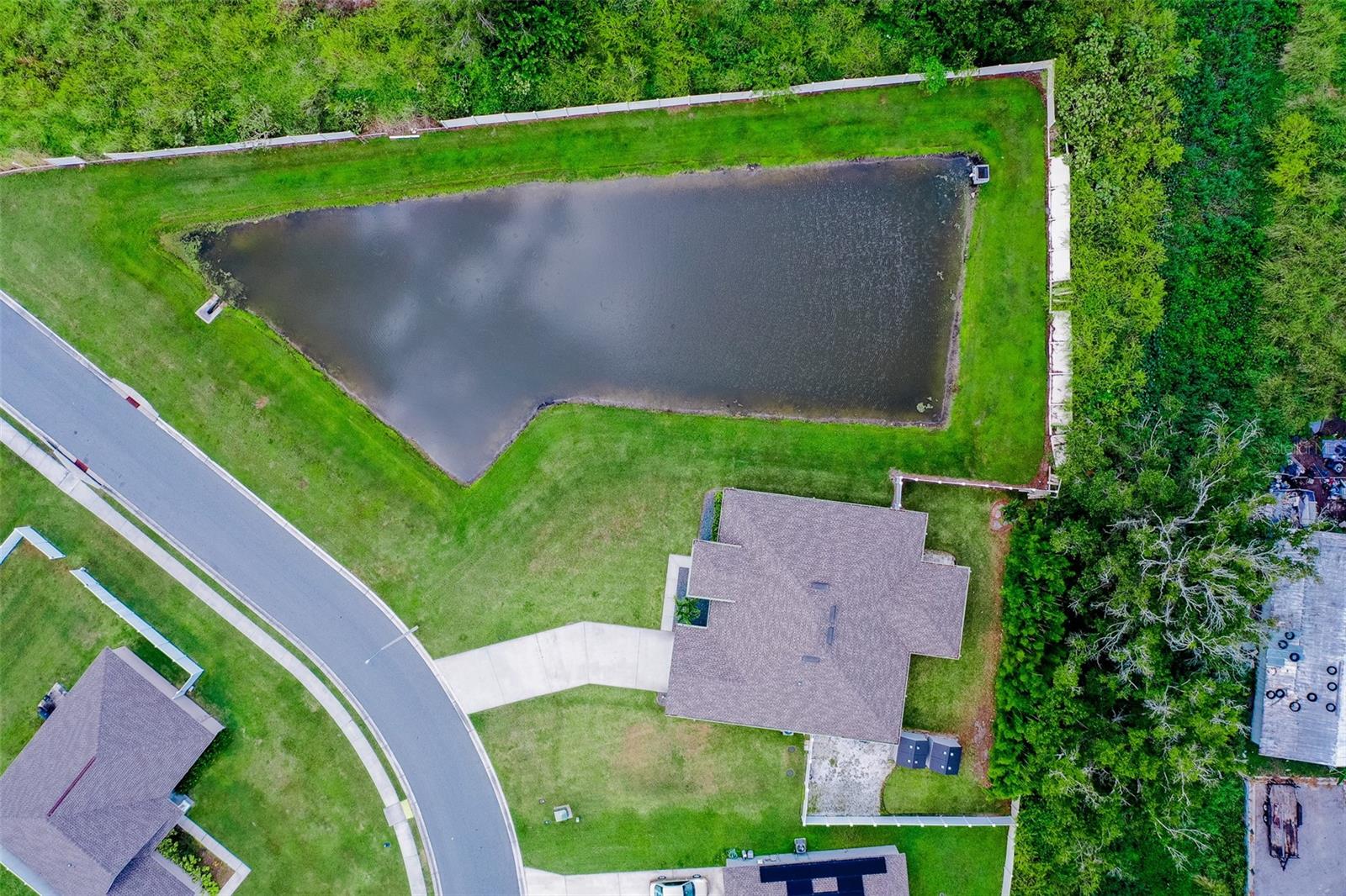 230 COVE AT EAGLE LAKE CIR, EAGLE LAKE, FL, 33839