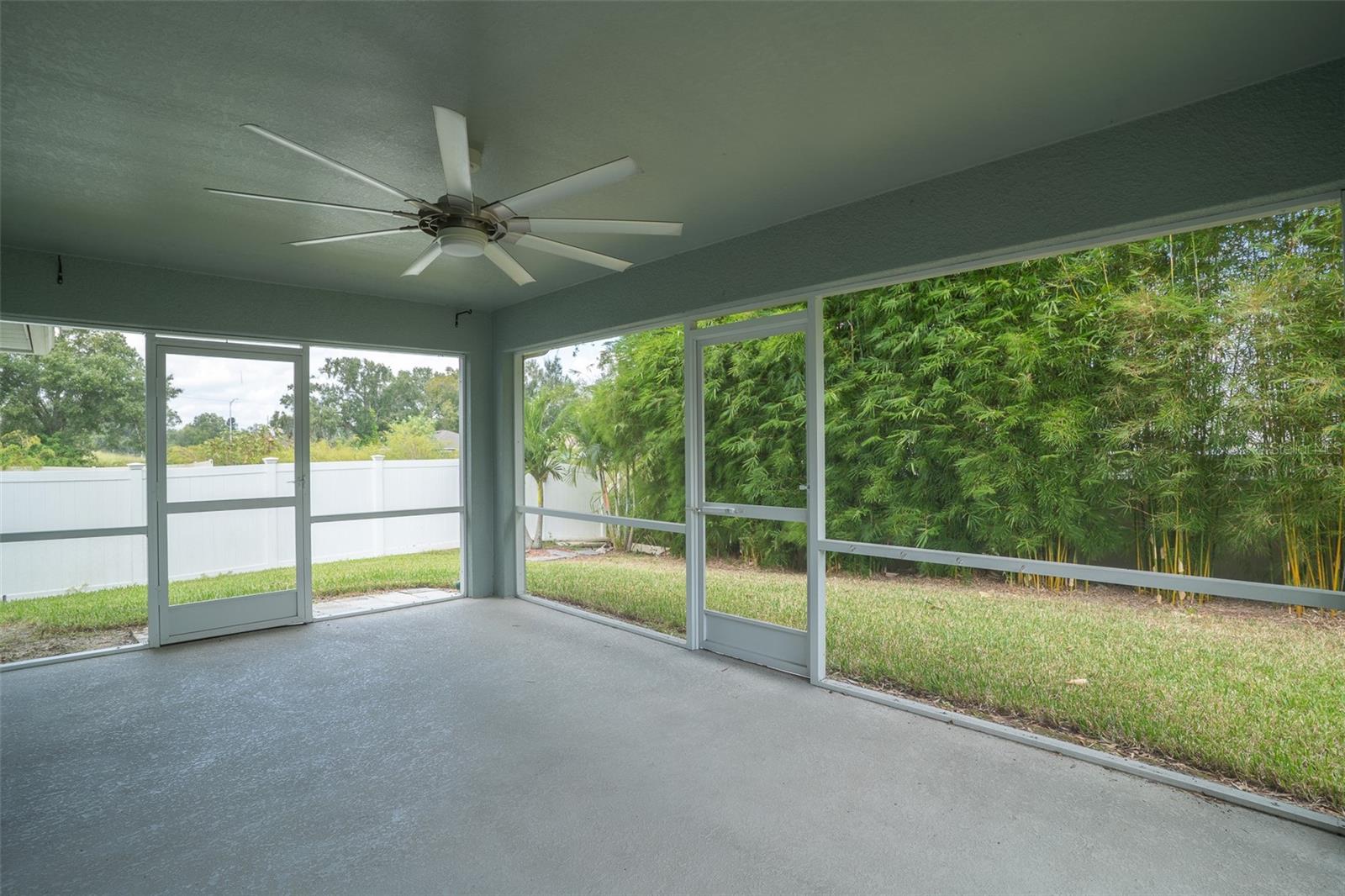 230 COVE AT EAGLE LAKE CIR, EAGLE LAKE, FL, 33839