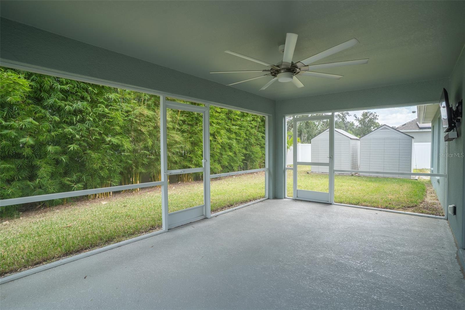 230 COVE AT EAGLE LAKE CIR, EAGLE LAKE, FL, 33839