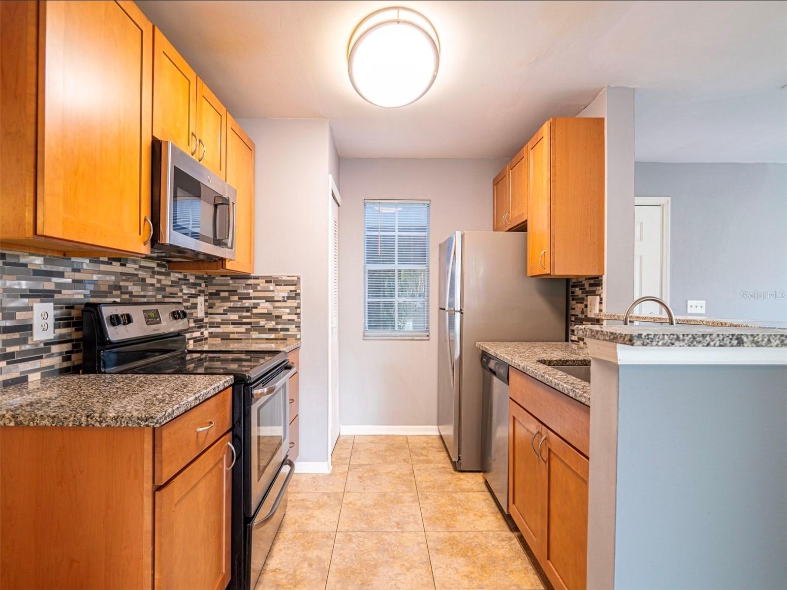 962 NEWCASTLE CIR #100, LAKE MARY, FL, 32746