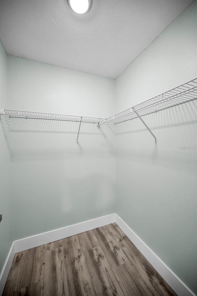 215 CORKWOOD LN, OLDSMAR, FL, 34677