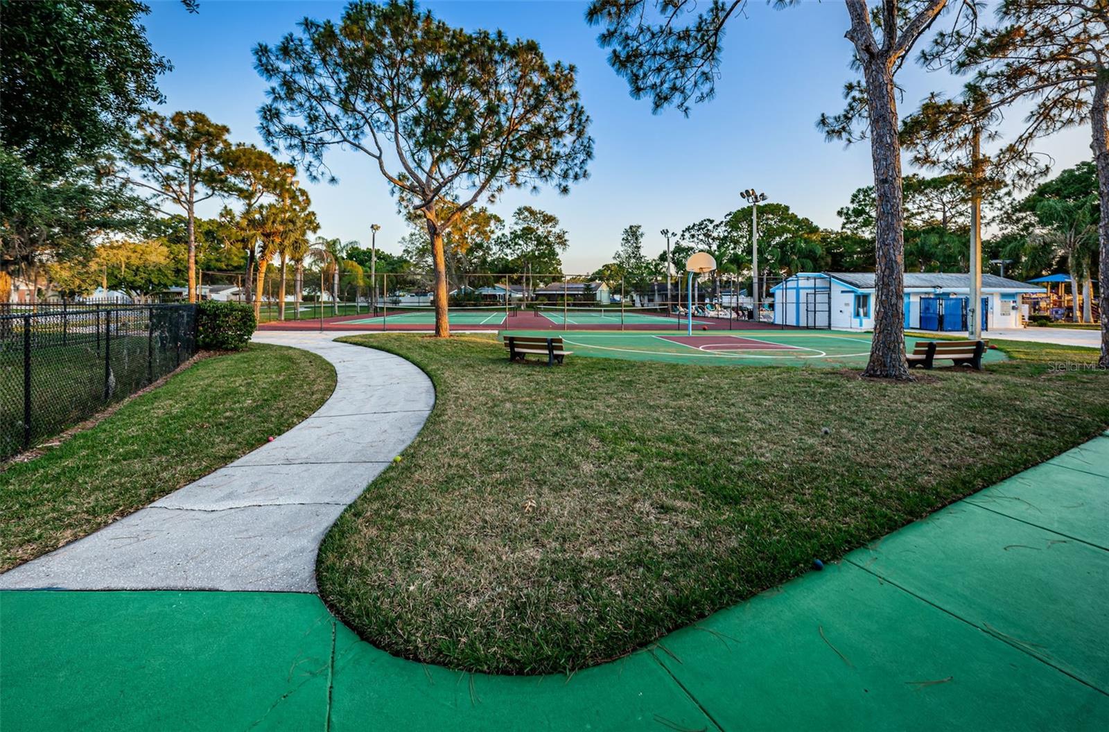 215 CORKWOOD LN, OLDSMAR, FL, 34677