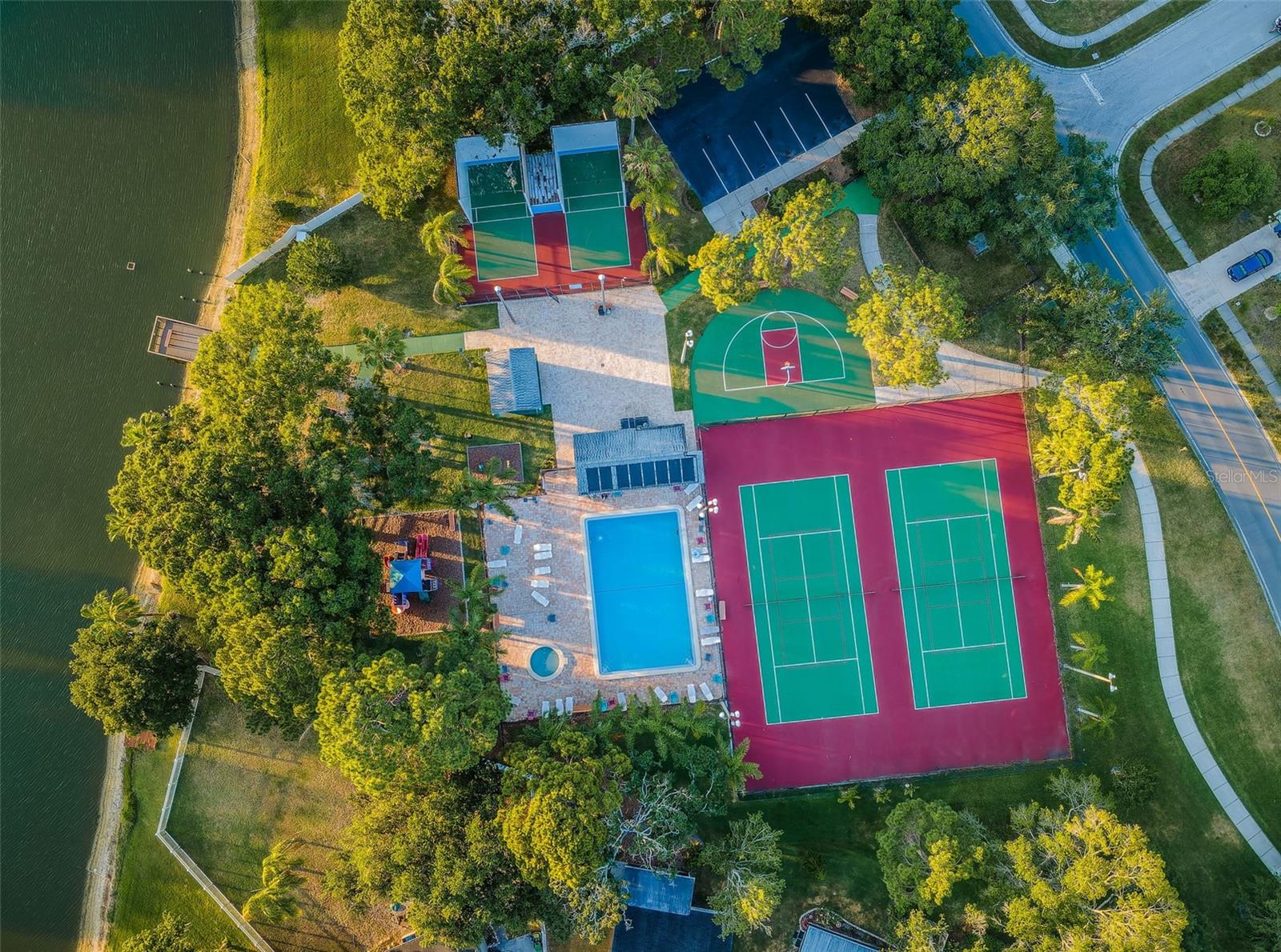 215 CORKWOOD LN, OLDSMAR, FL, 34677