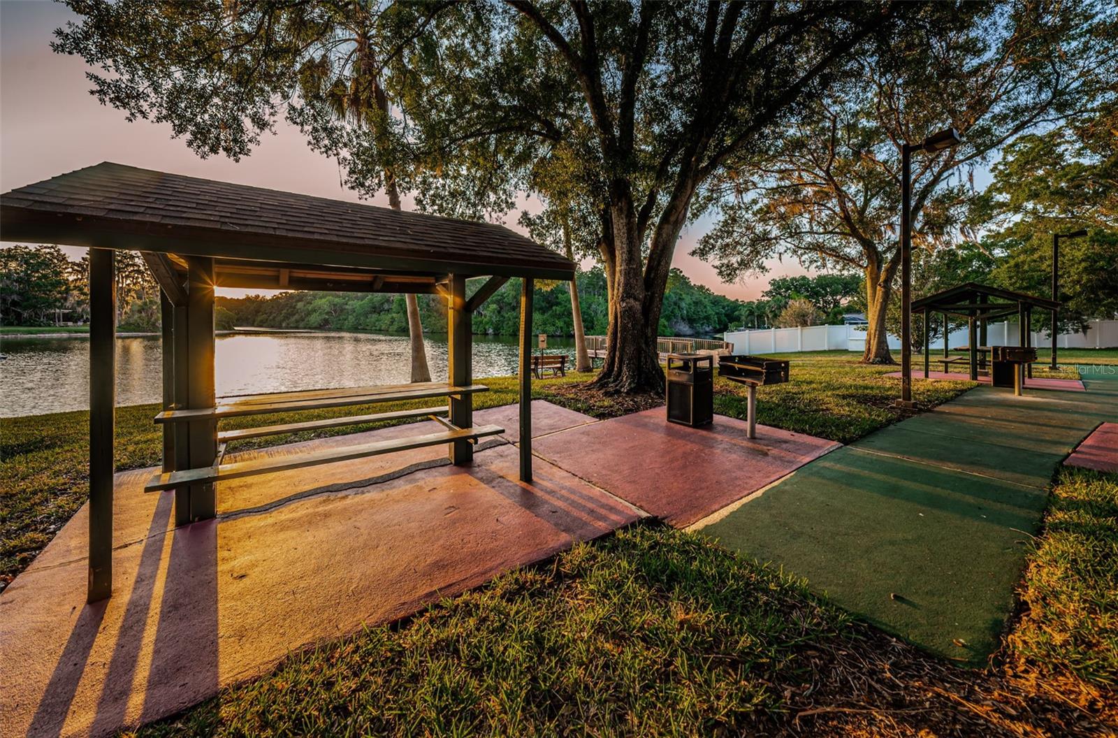 215 CORKWOOD LN, OLDSMAR, FL, 34677