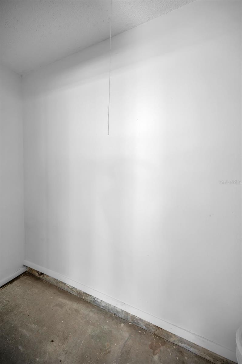 215 CORKWOOD LN, OLDSMAR, FL, 34677