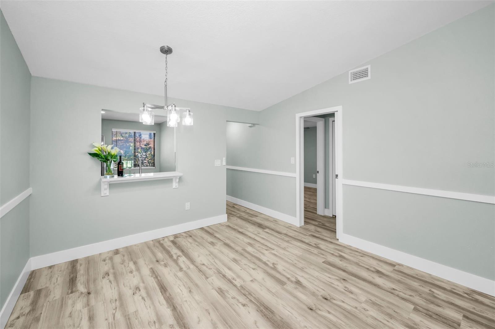 215 CORKWOOD LN, OLDSMAR, FL, 34677