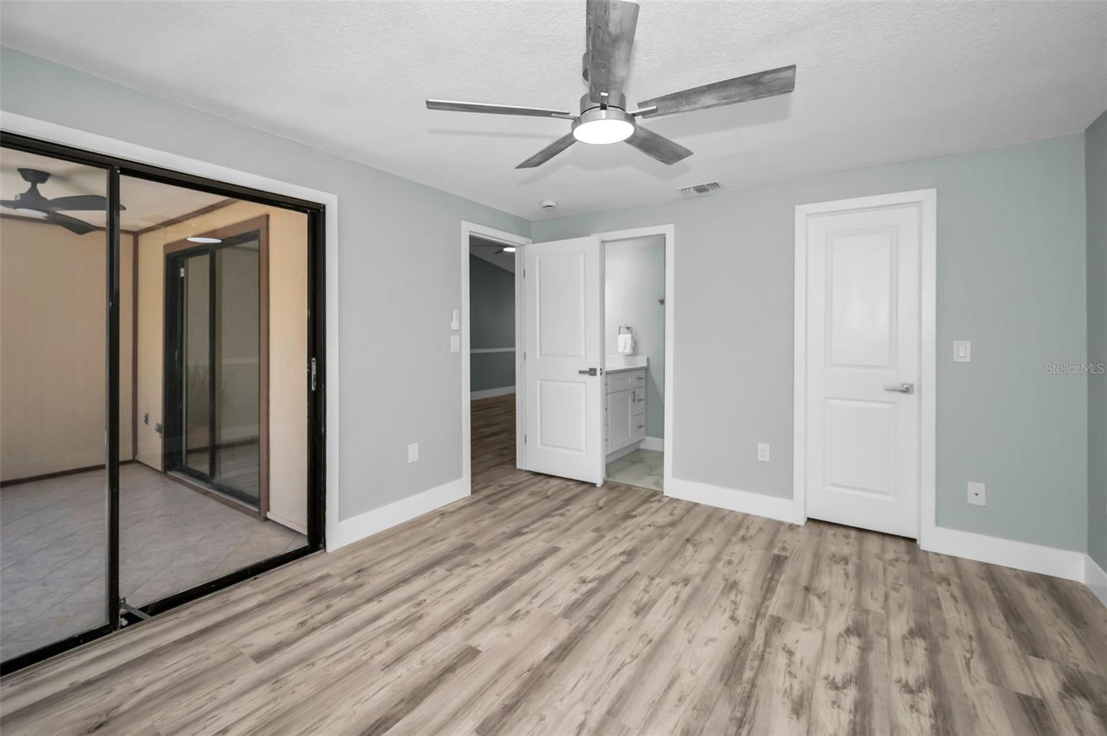 215 CORKWOOD LN, OLDSMAR, FL, 34677