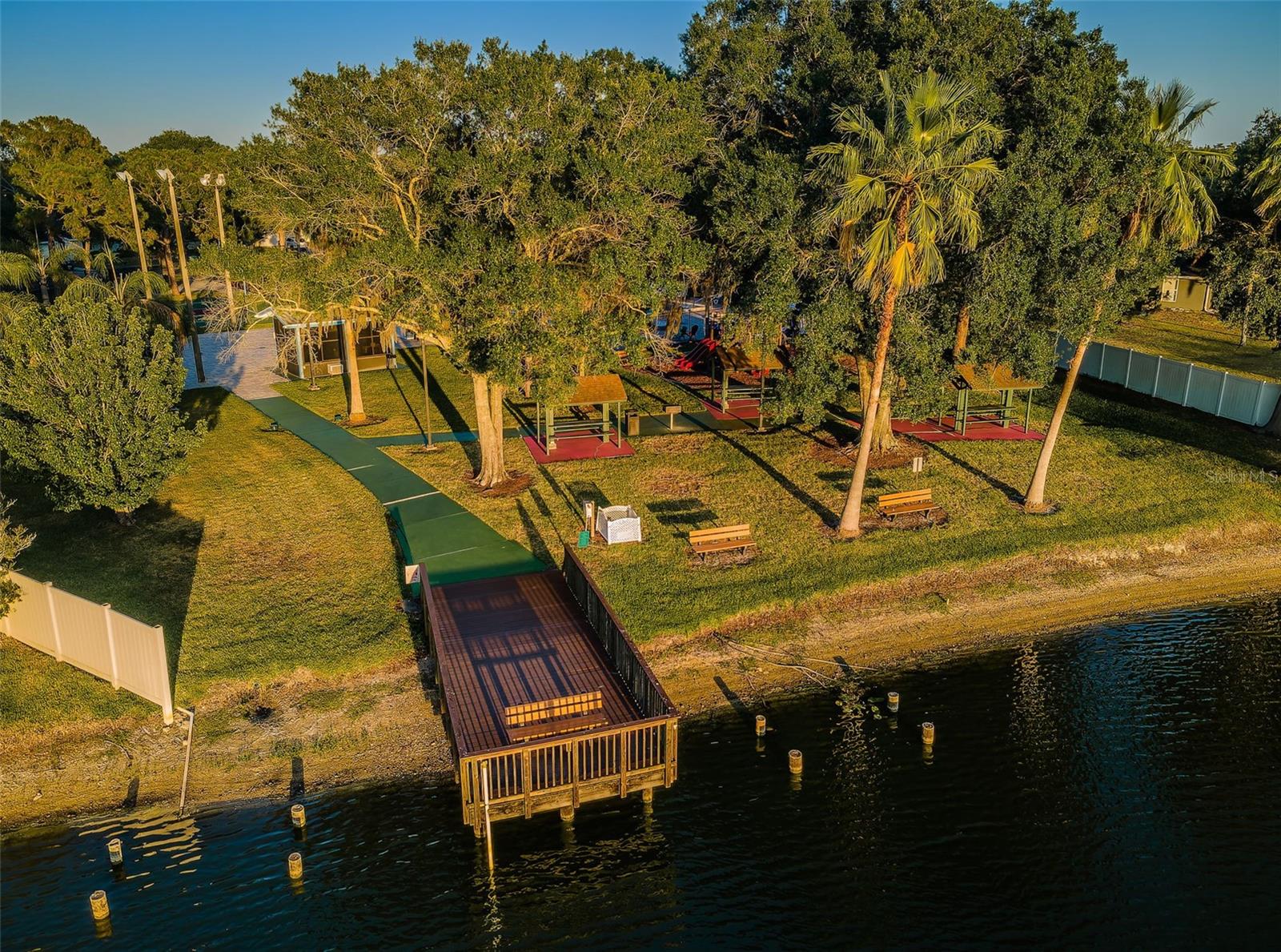 215 CORKWOOD LN, OLDSMAR, FL, 34677