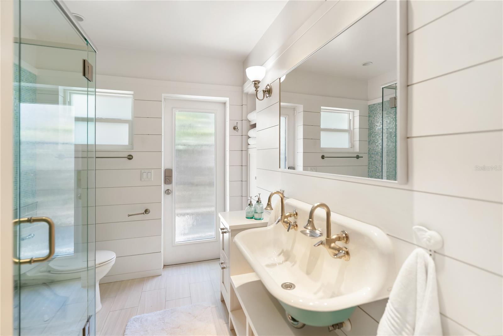 A4669757 Property Photo