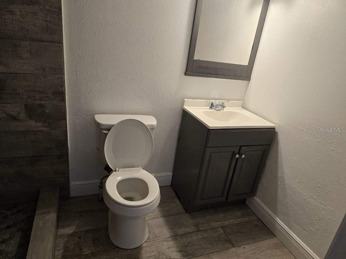 O6355524 Property Photo