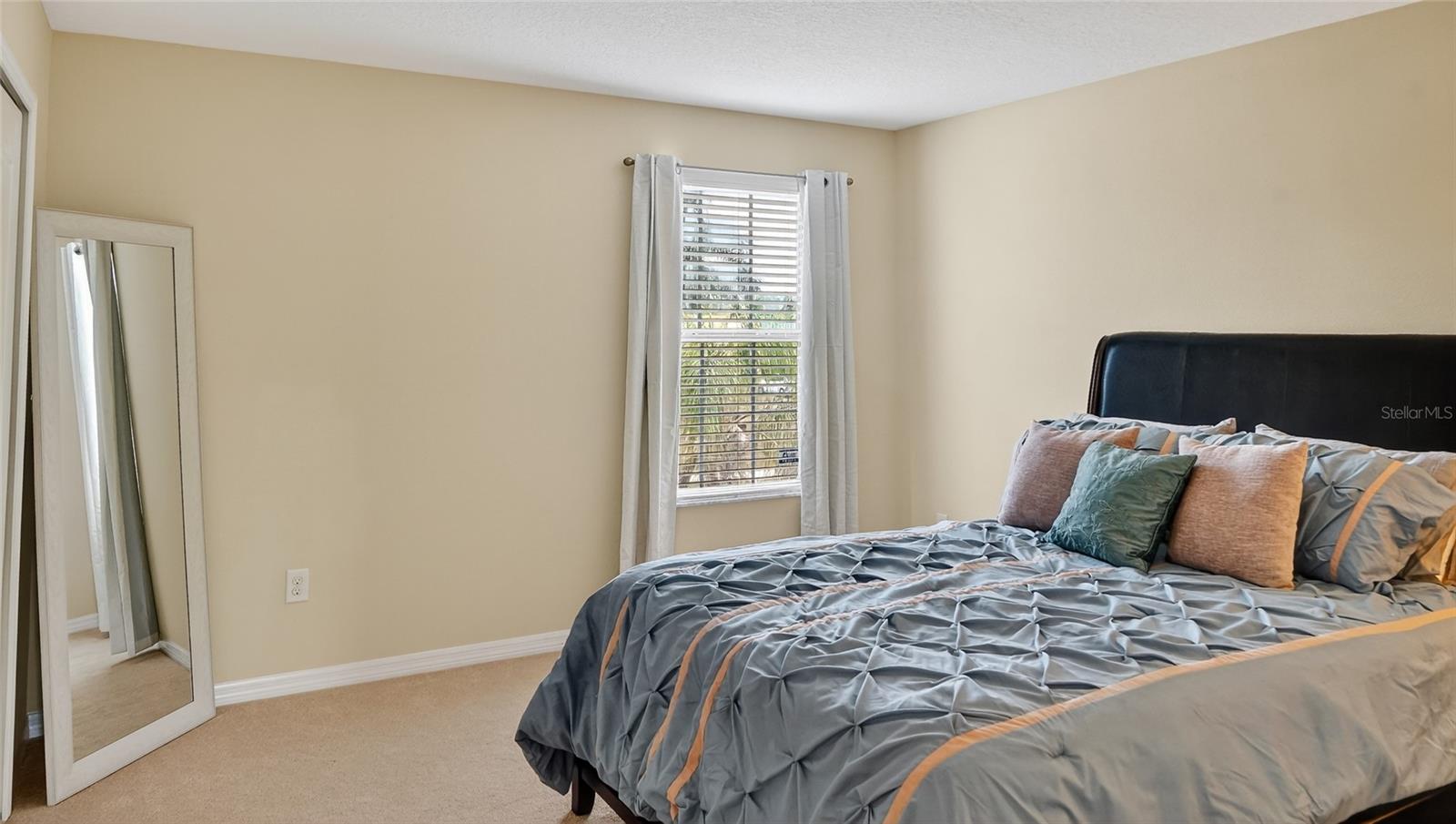 1055 SEMINOLE SKY DR, RUSKIN, FL, 33570