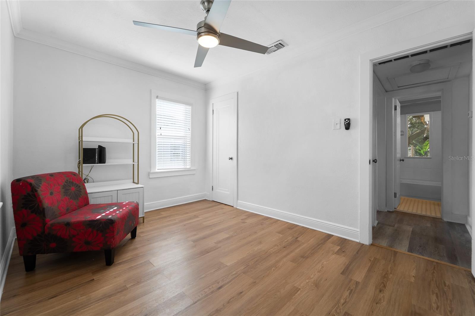 214 W VIOLET ST, TAMPA, FL, 33603