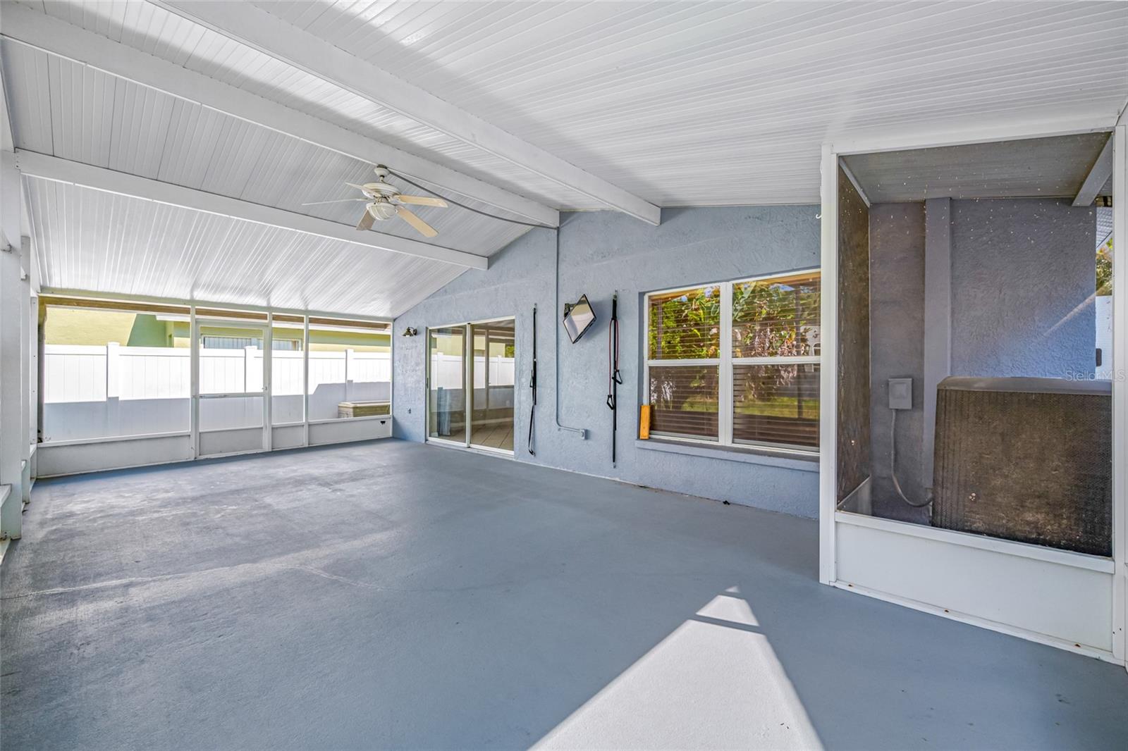 5719 TANAGERLAKE RD, LITHIA, FL, 33547