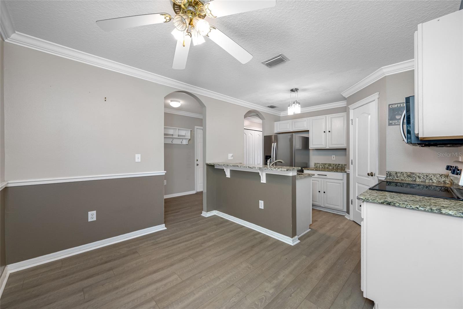 5719 TANAGERLAKE RD, LITHIA, FL, 33547