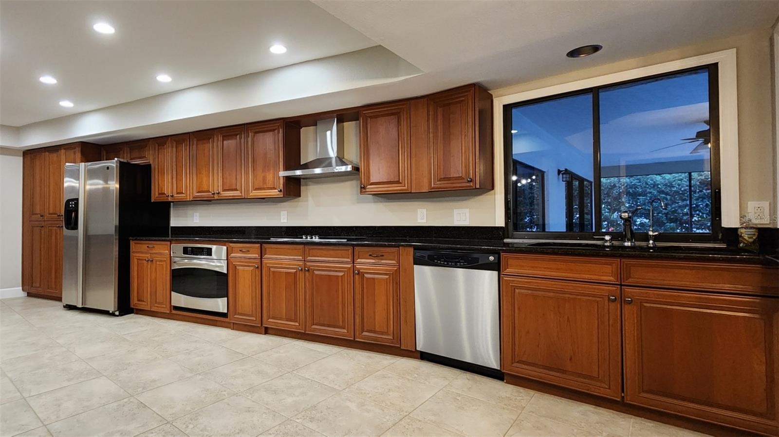 3105 MOSSVALE LN, TAMPA, FL, 33618