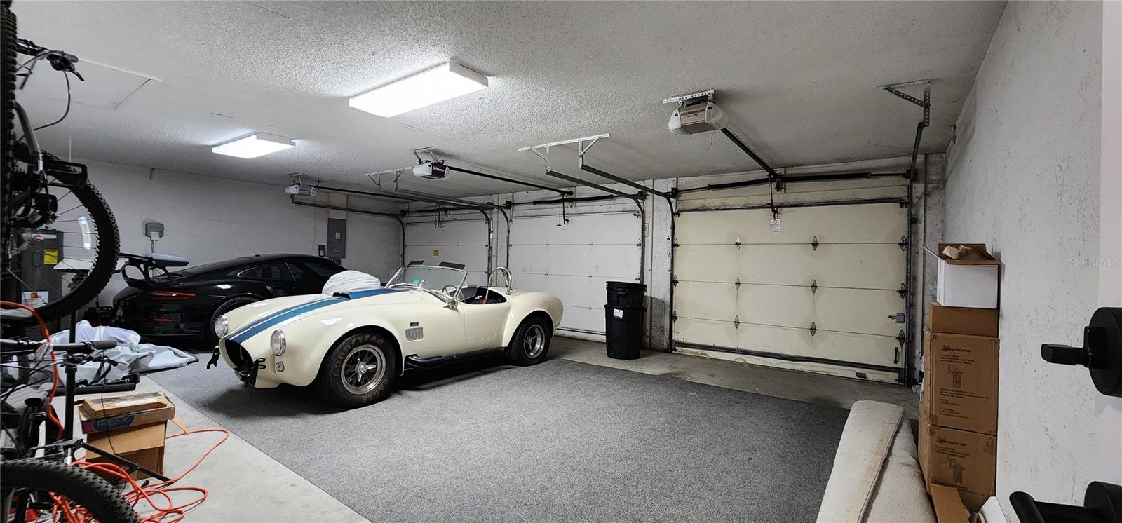 3105 MOSSVALE LN, TAMPA, FL, 33618