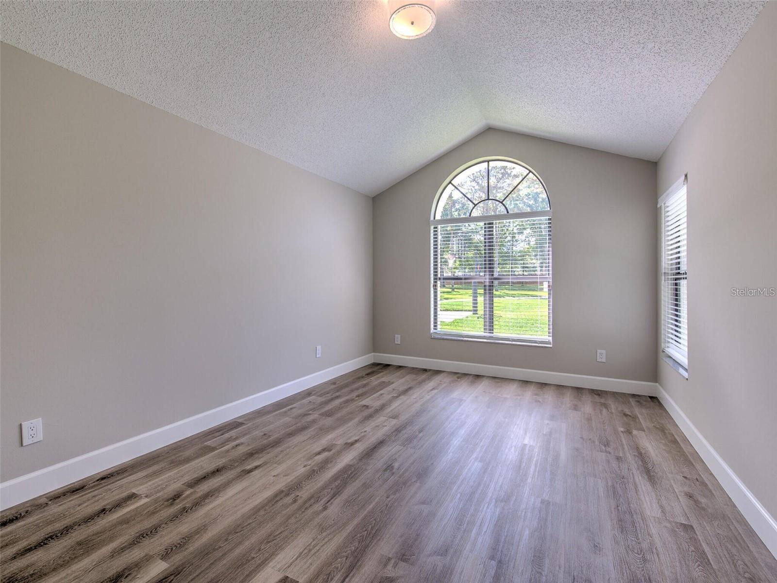 3105 MOSSVALE LN, TAMPA, FL, 33618